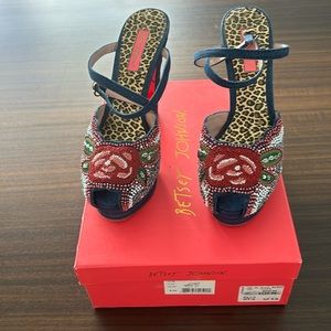 Betsey Johnson Denim high heeled shoes